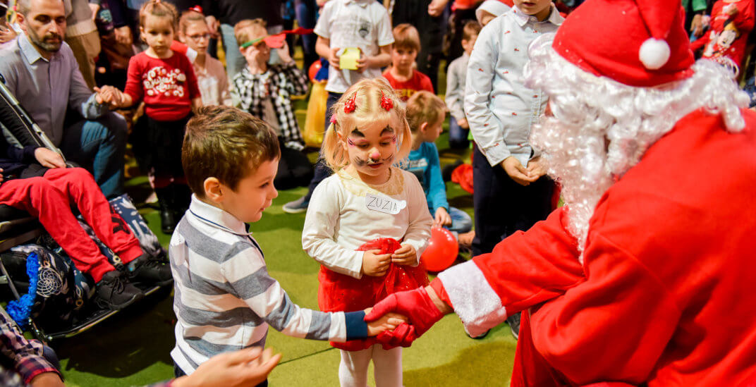 Mikołajki 2019 w Hospicjum Formuła Dobra